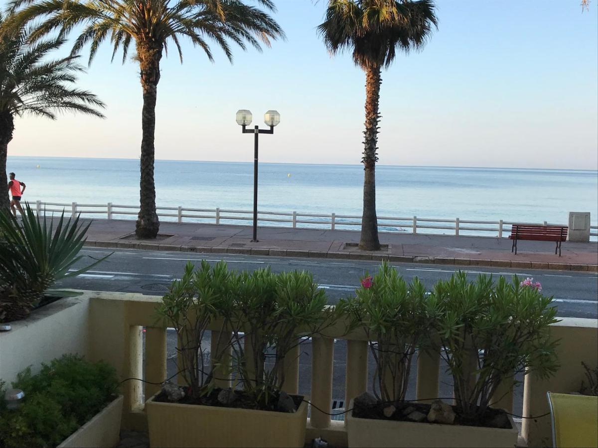 Plage Du Midi Cannes Exteriör bild